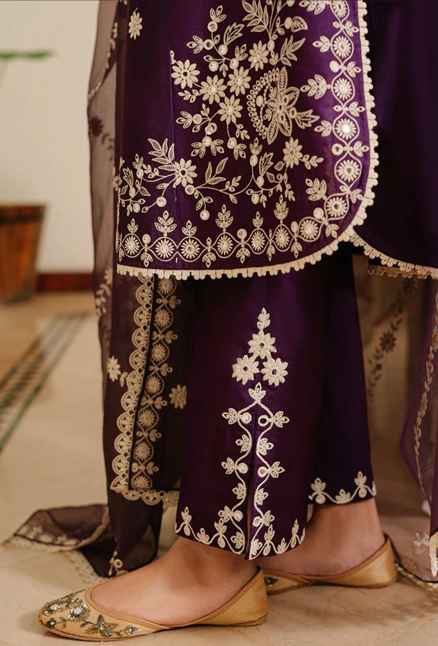 *Lawn Stuff: Best Quality Pure Airjet lawn 90/70 unstich*