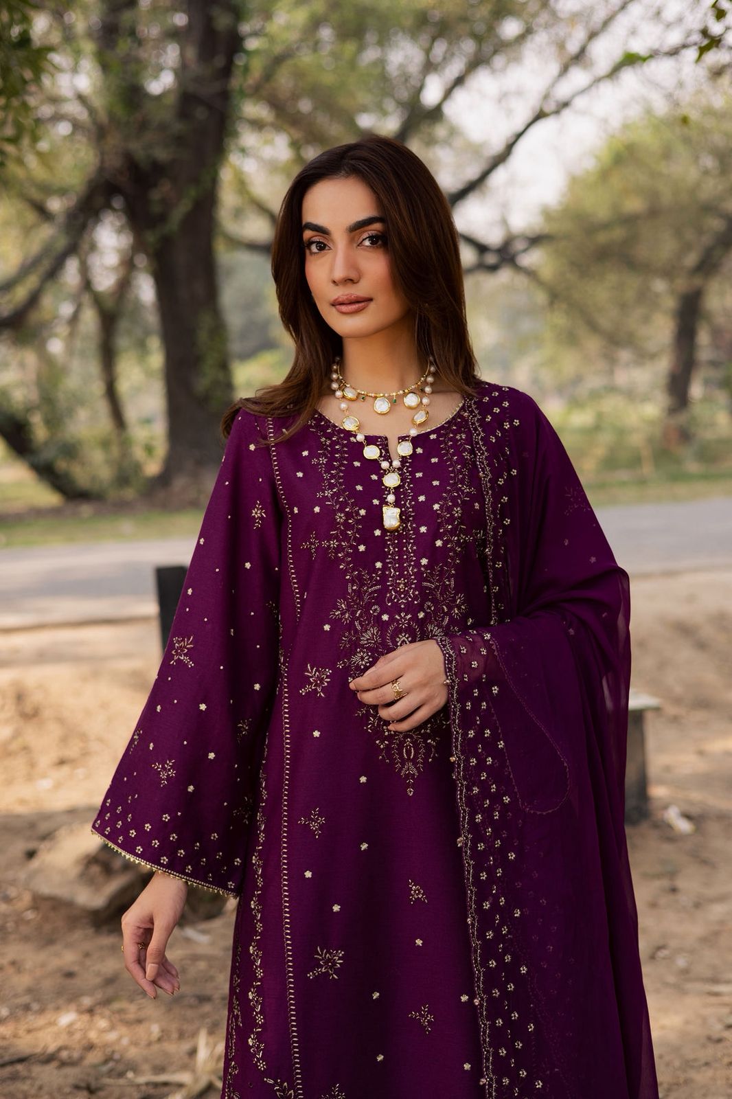 Luxury Embroidered 3-Piece STUFF: Best Export Quality Airjet Lawn (90/70) unstiched