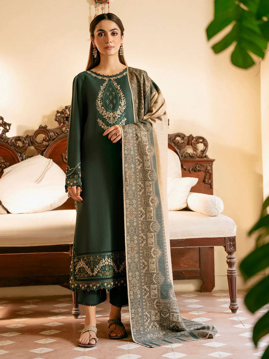 LAWN WITH DIGITAL PRINT VOIL DOBBY DUPATTA UNSTICH HEAVY  Embroidery